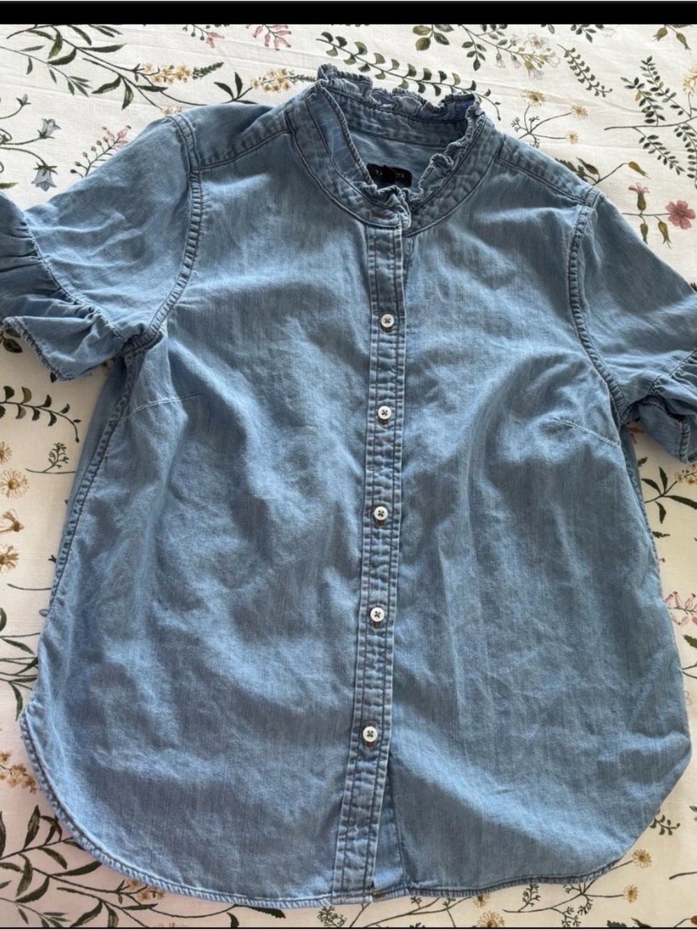 Talbots Light Blue Denim Button-Front women’s fall size XS Blouse
